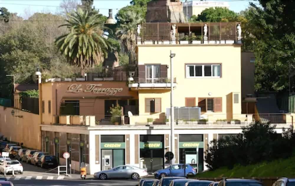 Le Terrazze Di San Giovanni Rome Bagian luar foto